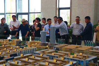 昌升国际商贸城新闻发布会圆满落幕，引领开封商贸新篇章