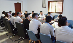 传递妄想 聚力前行-J9集团国际站之家安徽分公司岳阳北城店&ldquo;集团总经理培训转训&rdquo;会议